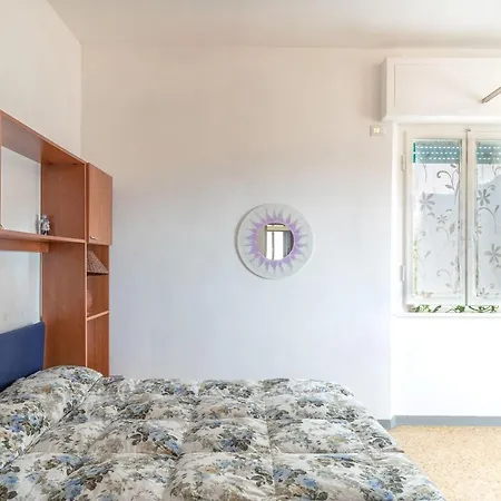 Moon House * מרצ'יאנה מרינה